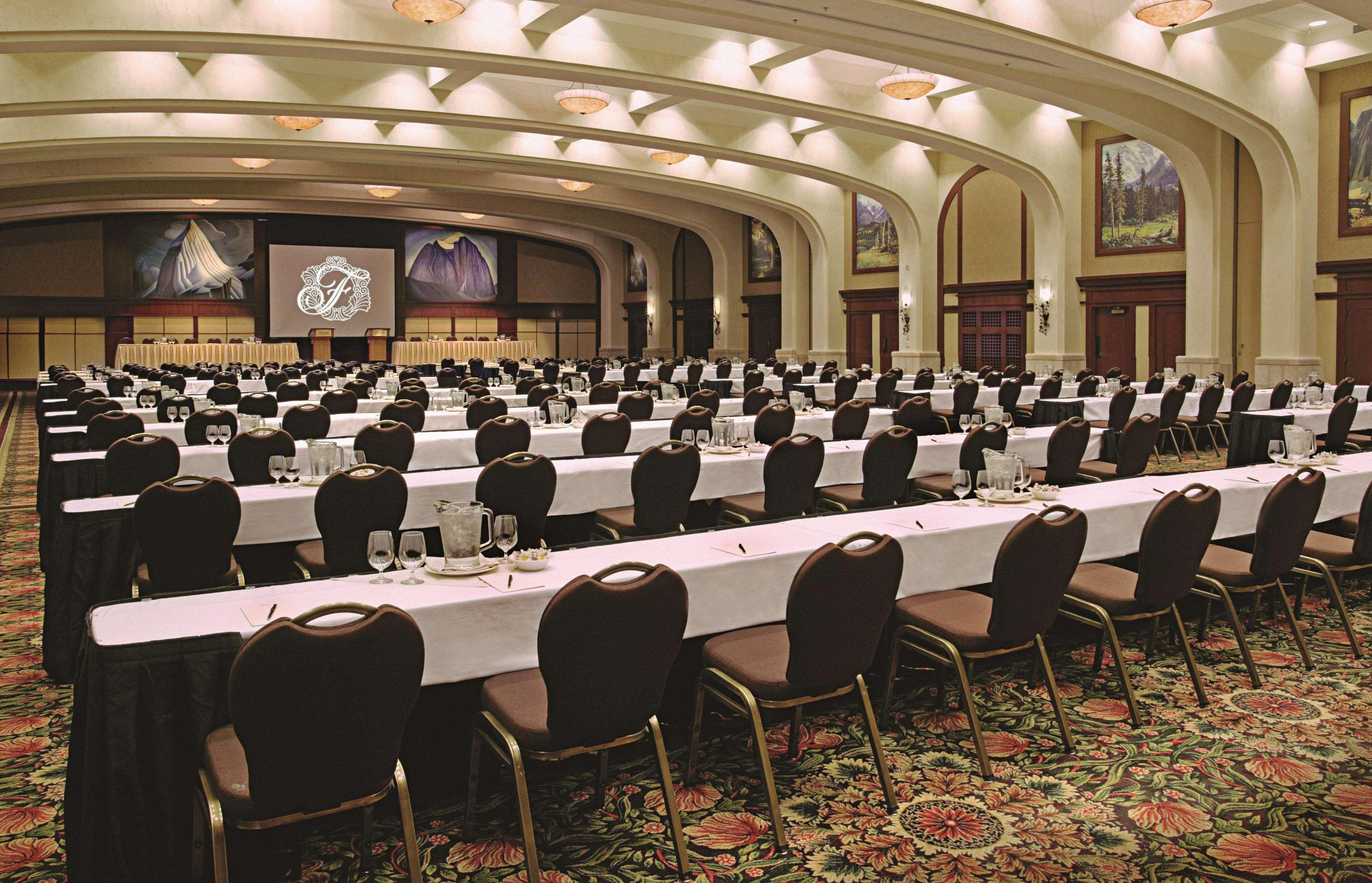 Fairmont Chateau Louise
