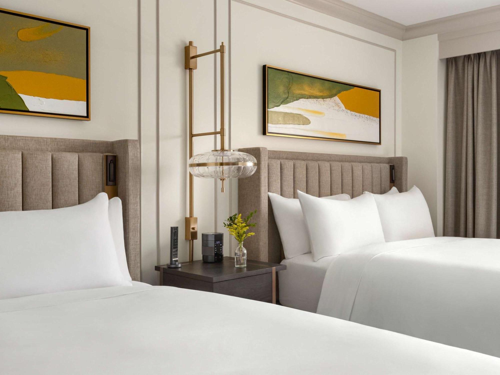 Resort Fairmont Chateau Louise 5*