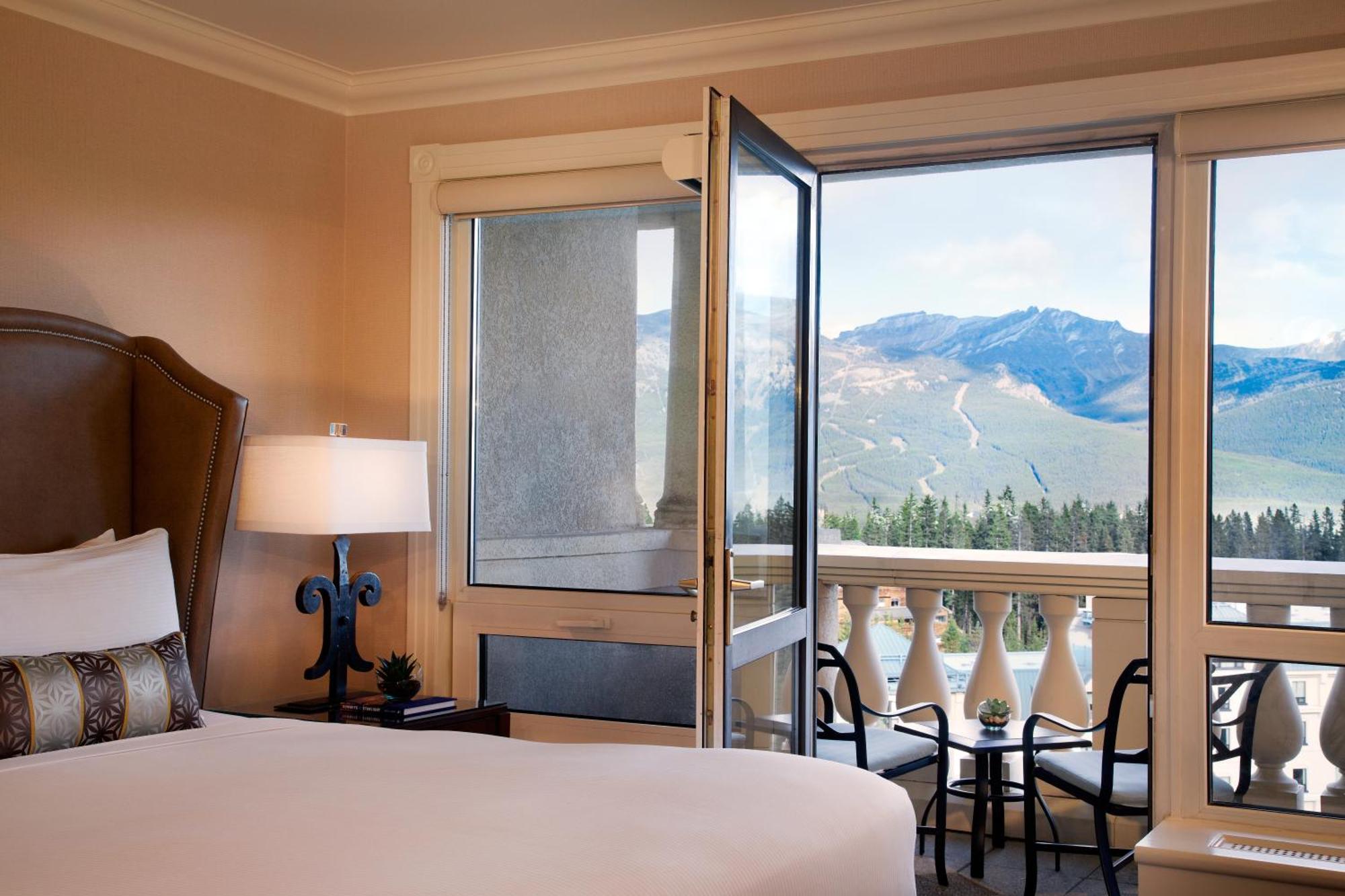 Fairmont Chateau Louise